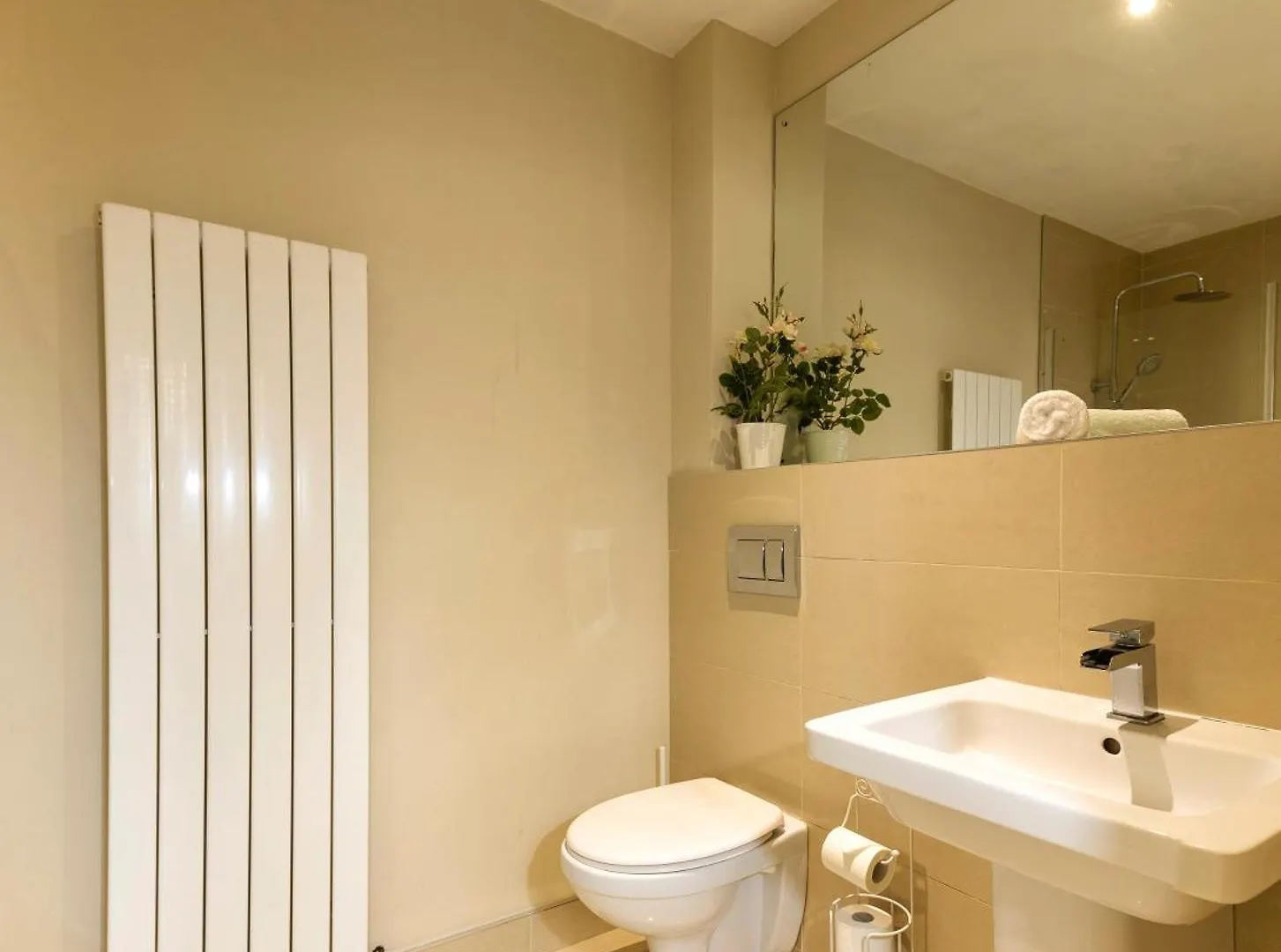 Daire The Monet - Chic 1 Bd Apt -Gold Short Term Stays Belfast