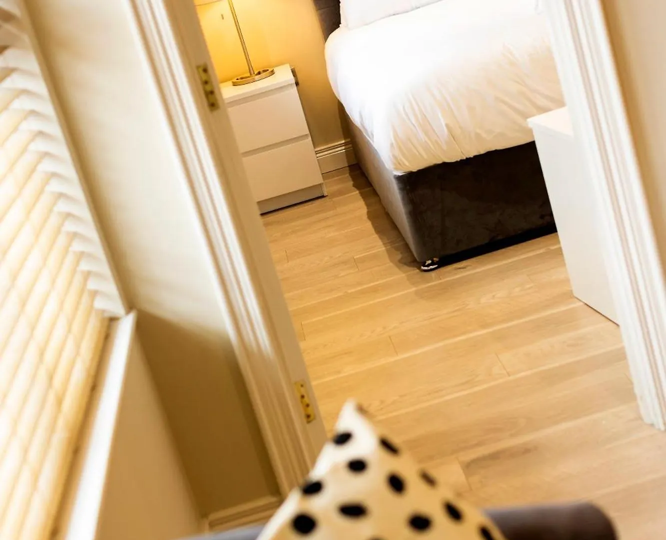 Daire The Monet - Chic 1 Bd Apt -Gold Short Term Stays Belfast