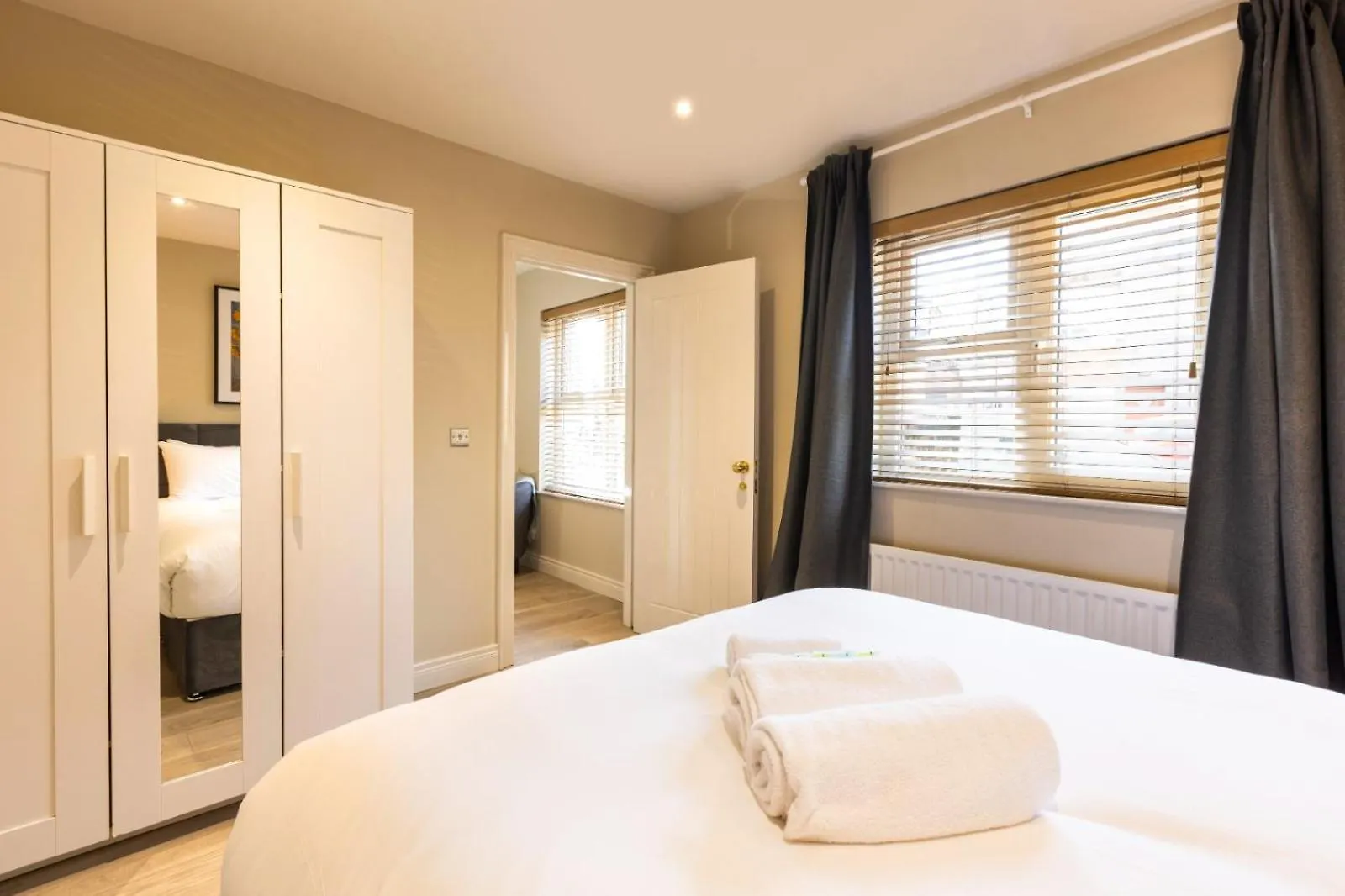 The Monet - Chic 1 Bd Apt -Gold Short Term Stays Belfast Daire