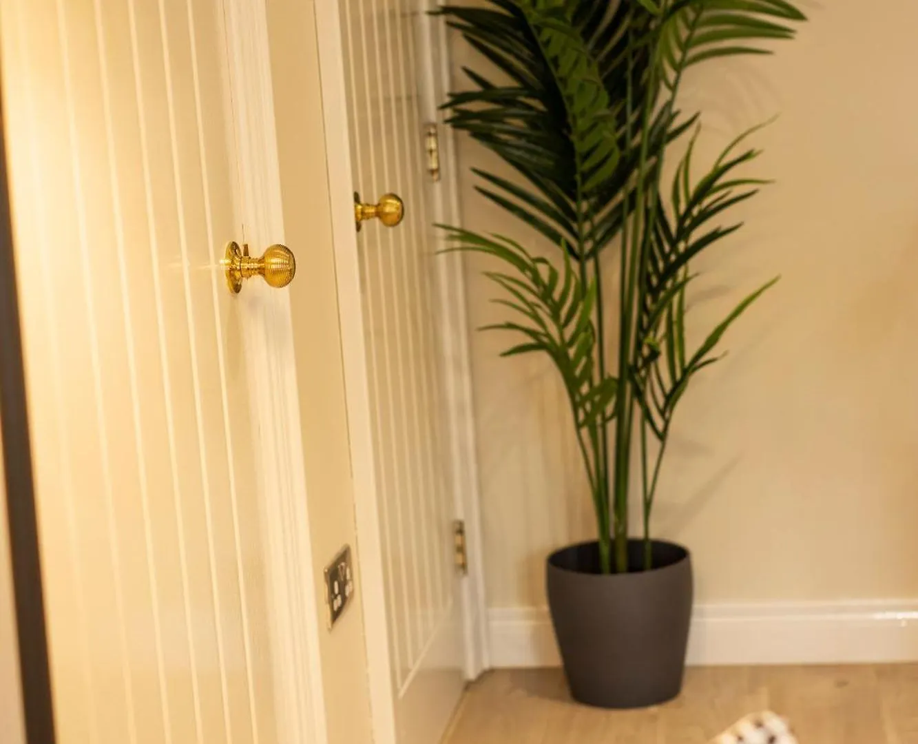 The Monet - Chic 1 Bd Apt -Gold Short Term Stays Belfast