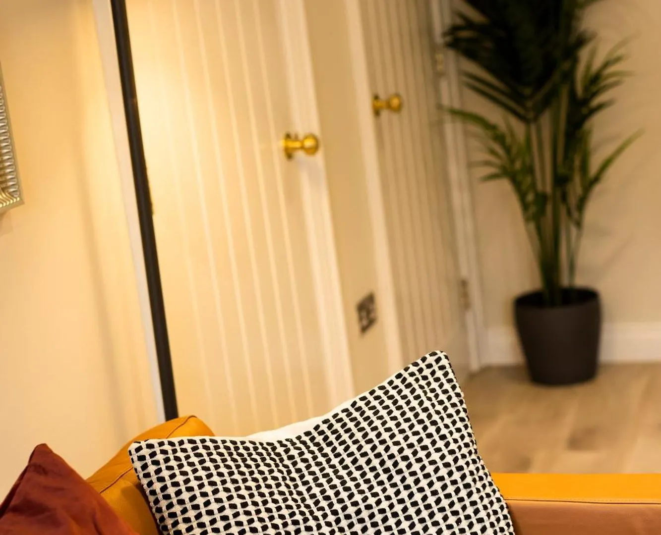 The Monet - Chic 1 Bd Apt -Gold Short Term Stays Belfast 0*,